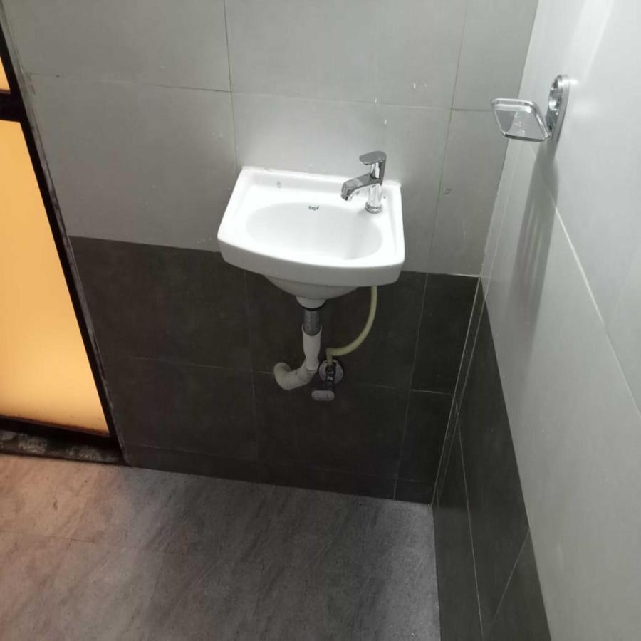 Hotel New Sarah Inn, Andheri West Mumbai Luaran gambar